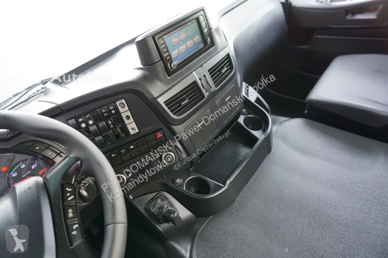 Kamion Iveco TRAKKER / 480 / E 6 / WYWROTKA / 8...
