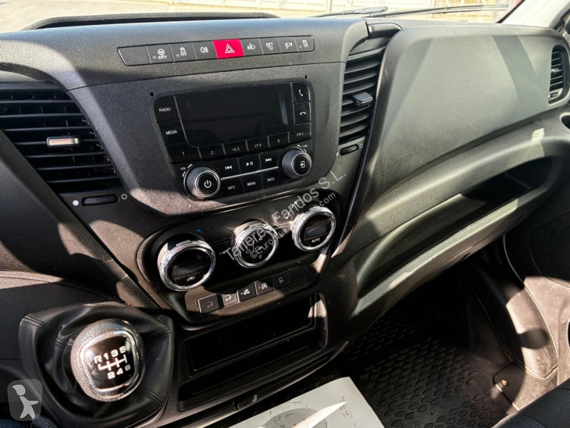 Furgoneta Iveco  35C14 20m3