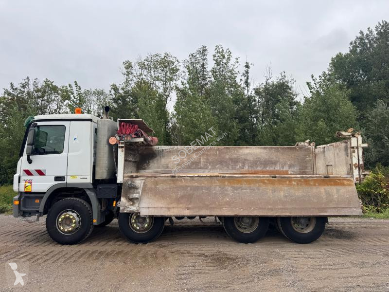 Camion Mercedes 3241