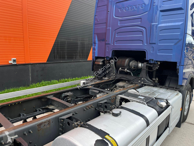 Kamion Volvo 500 8x4*4 GLOBE XL / RETARDER /...