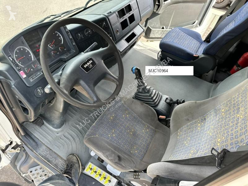 Kamion MAN TGA 33.360 6x4 HOOKLIFT - MANUAL ZF...