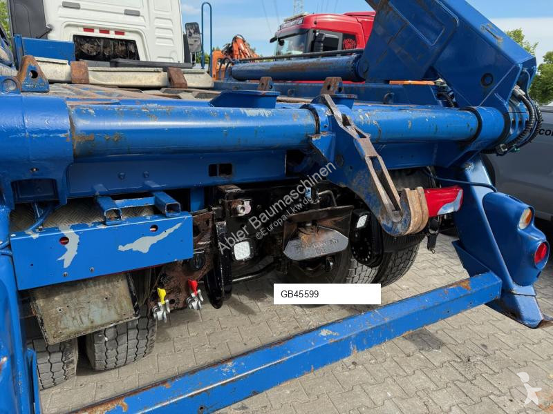 Camion MAN AK16T