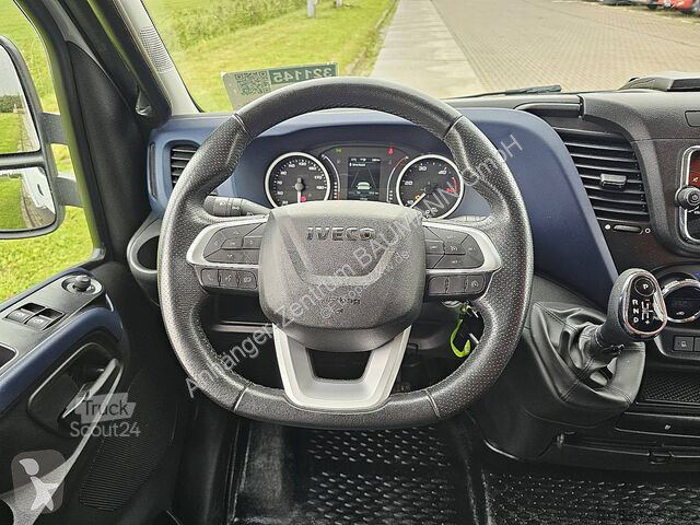Lastbil Iveco DAILY 35S18 ac automaat EURO6