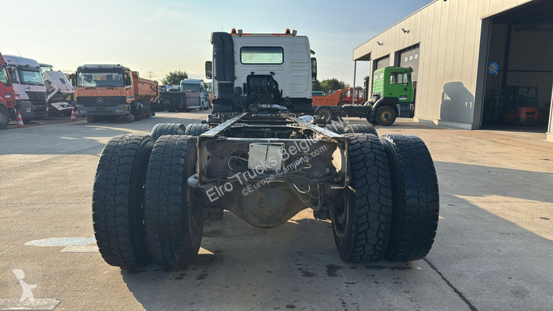 Camion Volvo - 320 (POMPE MANUELLE / BIG HUB /...