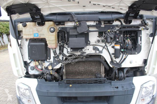 Kamion Volvo 280...