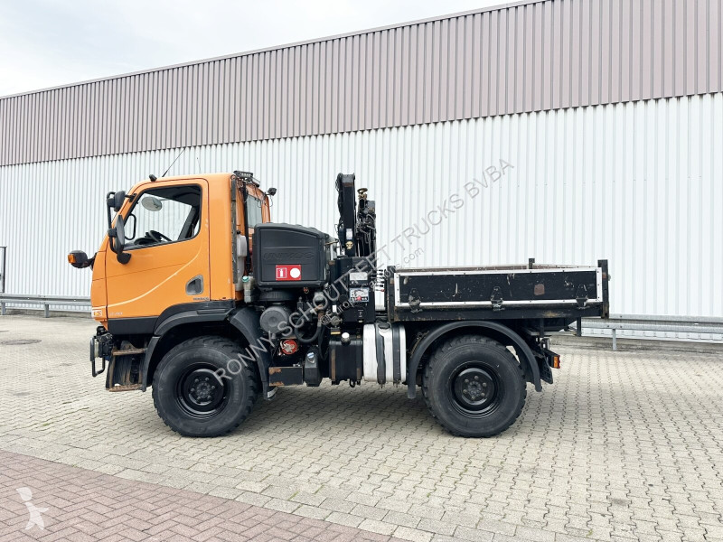 شاحنة Unimog U 20 4x4 U 20 4x4, Zapfwelle, Kran...