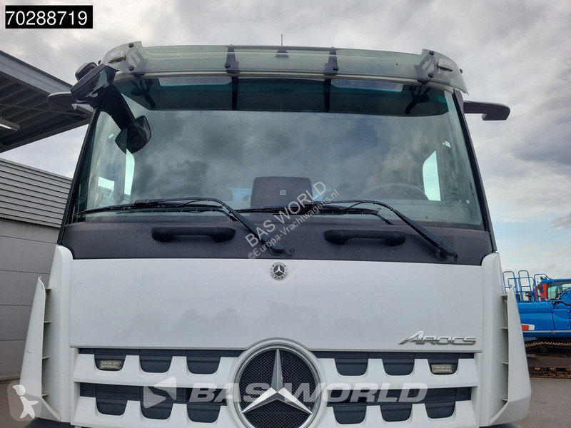Camion Mercedes 3243 8X4 Retarder 18m3 Marrel...