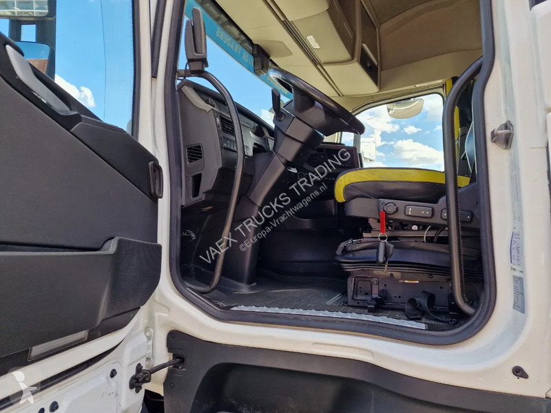 Kamion Volvo 16650 6x2 Globetrotter - 28M3 Bulk...