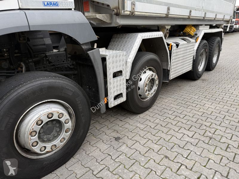 شاحنة Mercedes 3246K 8X4 Meiller