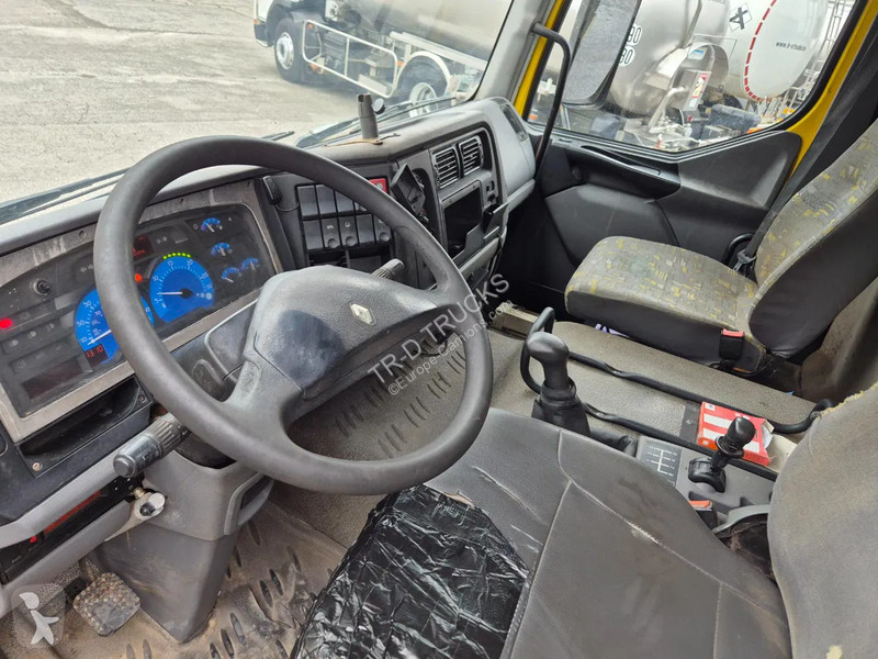 شاحنة Renault 220 10500L FUEL / CARBURANT - 4...