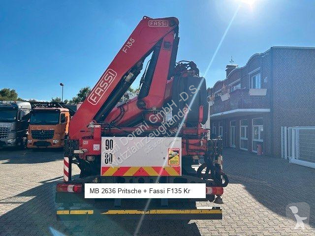 Kamion Mercedes Pritsche + Fassi F135 Kran 6x4...
