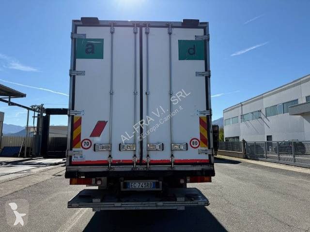 شاحنة Iveco