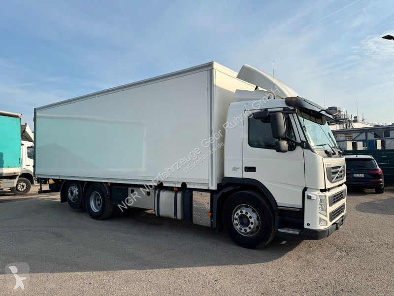 شاحنة Volvo 6X2 Kühlkoffer mit Carrier Diesel...