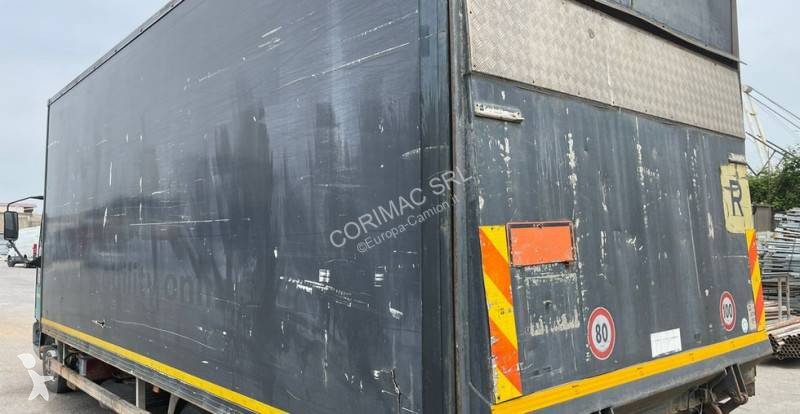 شاحنة Iveco