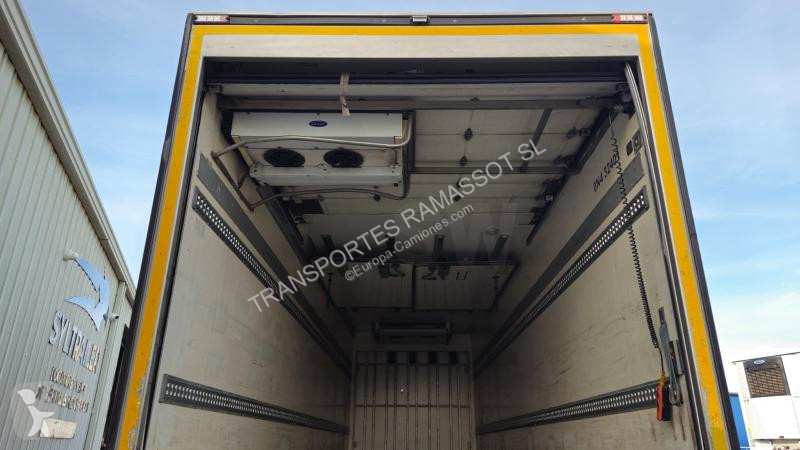 شاحنة Renault  D WIDE (LOA Location avec Option...