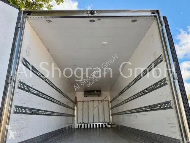 شاحنة Scania P320 Carrier Supra 750/Klima/Eu6/BW