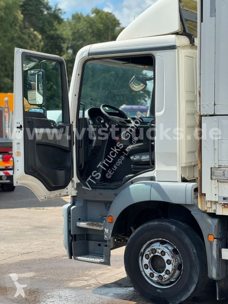 شاحنة MAN 22.250 Getränkewagen mit Ladebordwand...