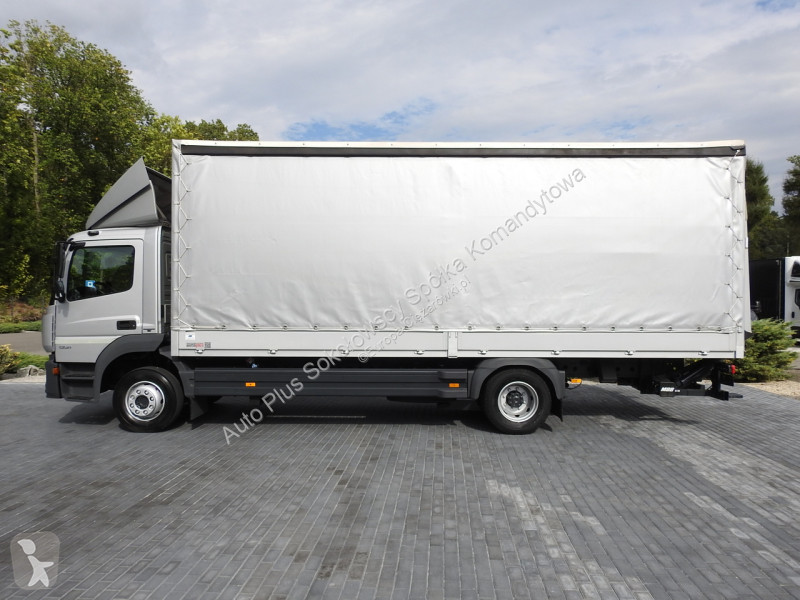 شاحنة Mercedes 1221 ATEGO