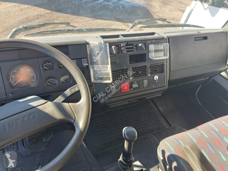 شاحنة Iveco  150 E 24