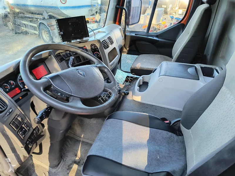 شاحنة Renault 300 DXI 13500L CARBURANT / FUEL -...