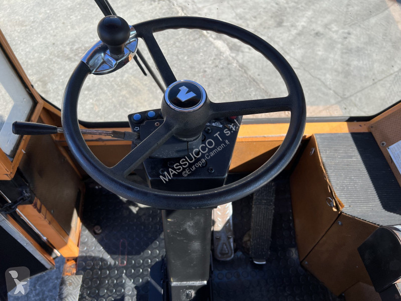 شاحنة Sisu TR150A/2600