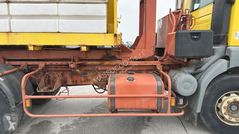 شاحنة Renault 370 DCI 6x4