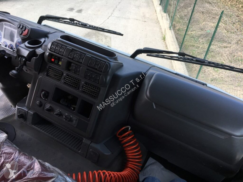 شاحنة Iveco 400 - 6X2