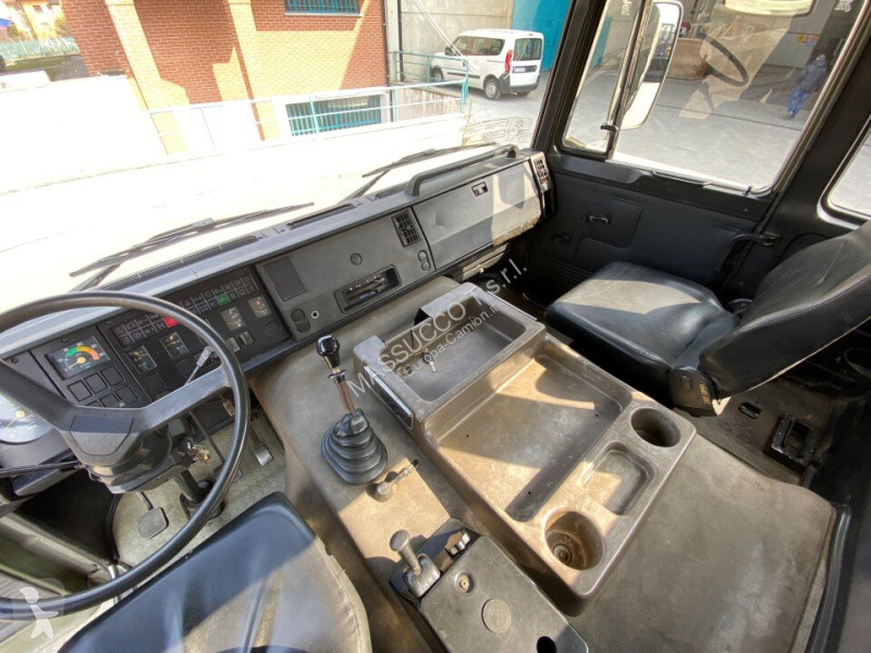 شاحنة Iveco