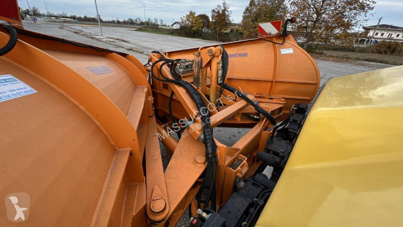 شاحنة Unimog U130