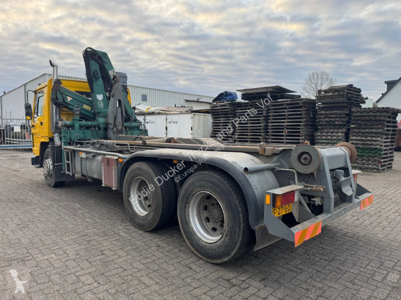 شاحنة Volvo FL10 6X4 / MANUAL / HIAB 100