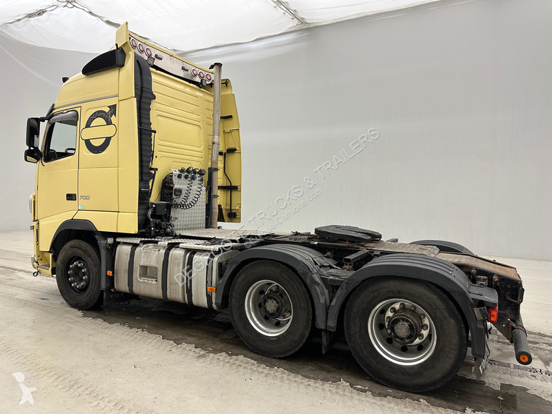 شاحنة Volvo 700 - 6x4