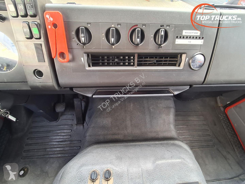 شاحنة Mercedes AF 4x4 - 1.800 ltr - 600 ltr...
