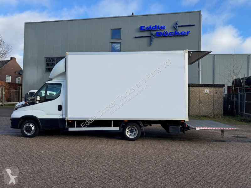 شاحنة Iveco DAILY 40C18 EURO 6 / MANUAL /...