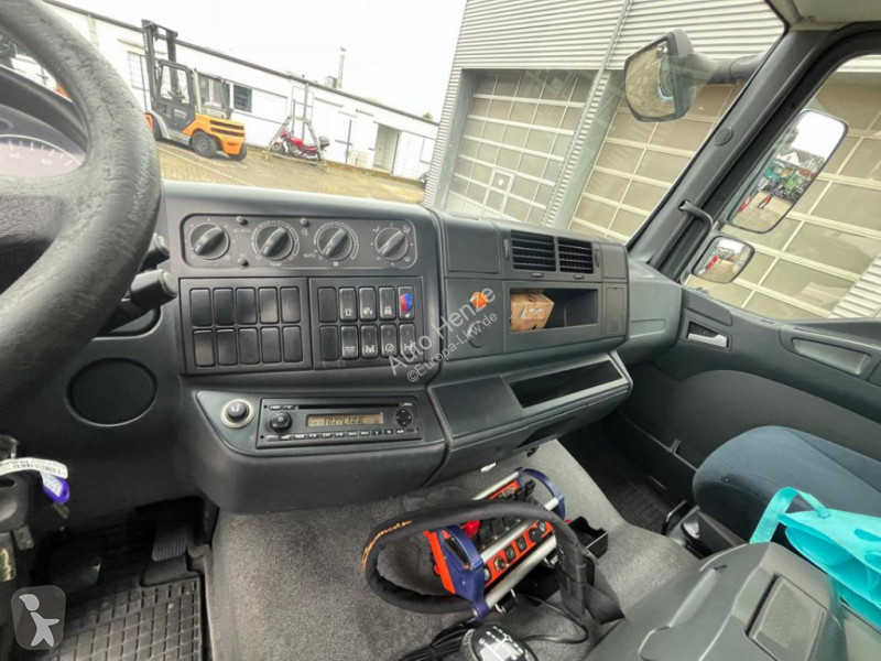 شاحنة MAN TG-M 18.340 4x2  2-Achs Kipper Kran...