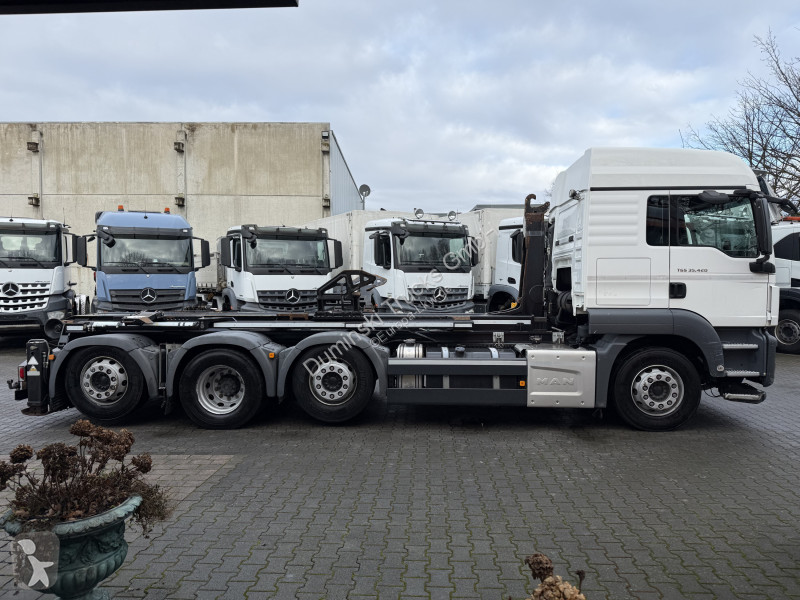شاحنة MAN TGS 35.420 8X2-6 Haken/ Silo M-TEC...