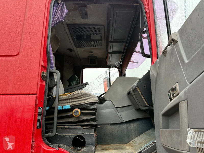 شاحنة DAF 95360 4X2 SPRING/SPRING ZF MANUAL...