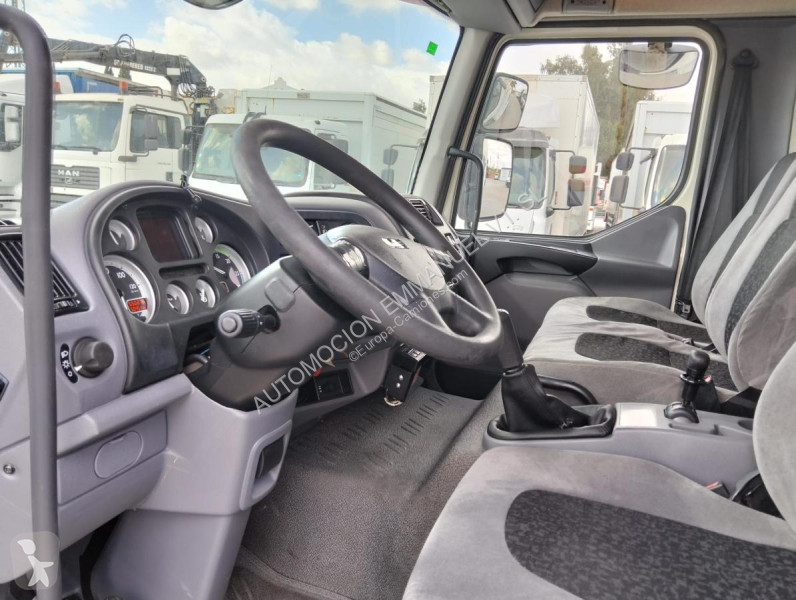 شاحنة DAF 220