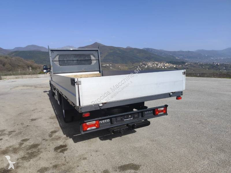 شاحنة Iveco