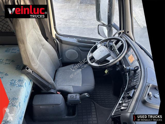 شاحنة Volvo