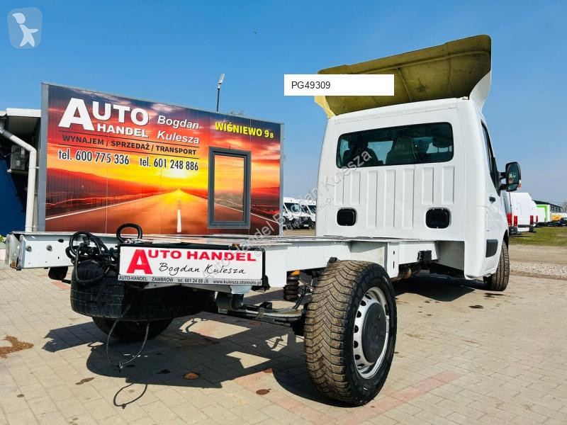 Лекотоварен автомобил Renault T35