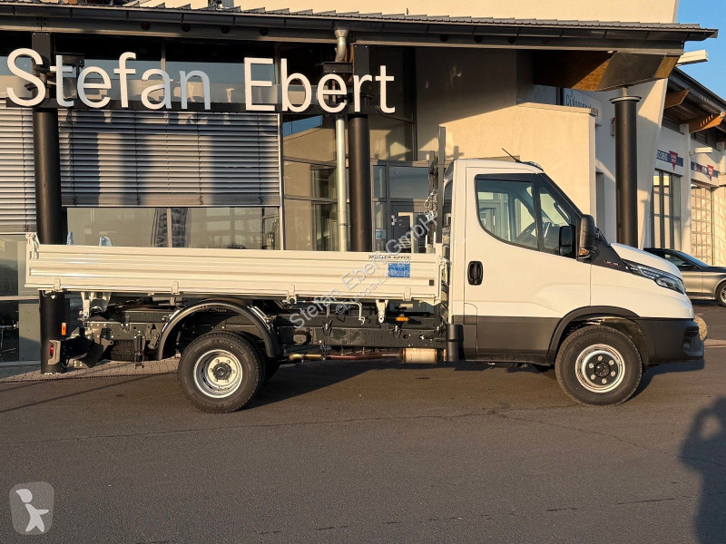 شاحنة Iveco 60C18 H 3-S.-Kipper *R3.450mm*2xAHK*