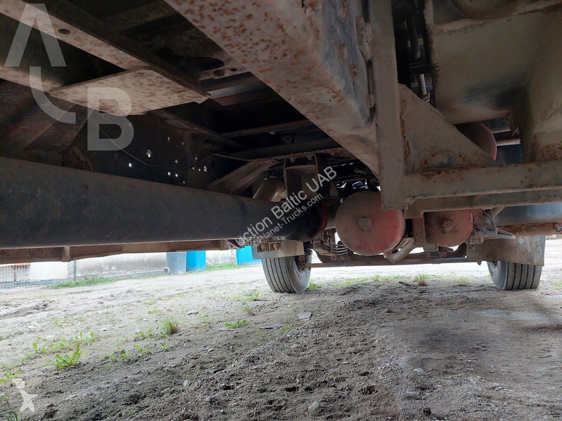 Lastbil Iveco 180E18