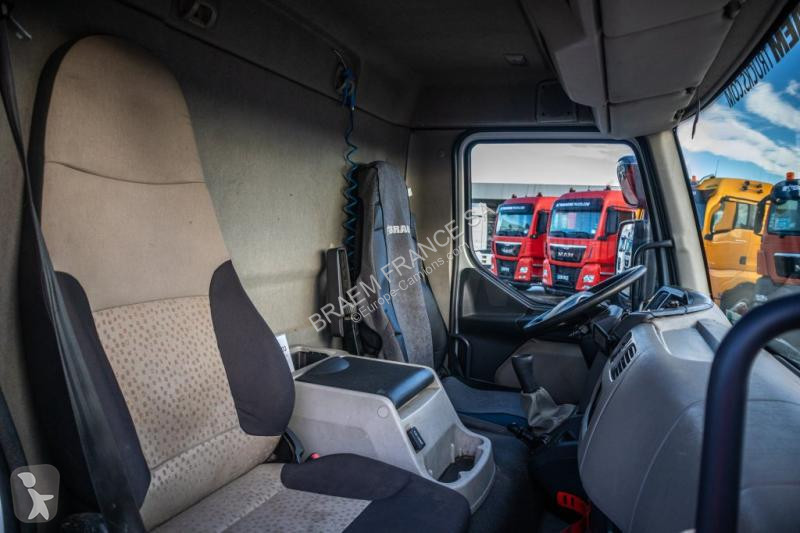شاحنة Renault  MIDLUM 240(12t) DXI+E5+HAYON