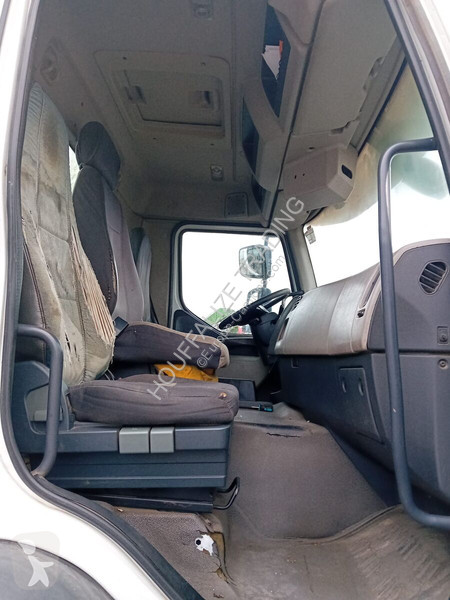 شاحنة Renault 310dxi