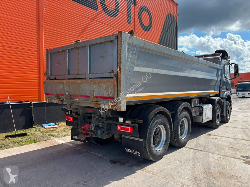 شاحنة Mercedes 3251 8x4 BOX L=6155 mm