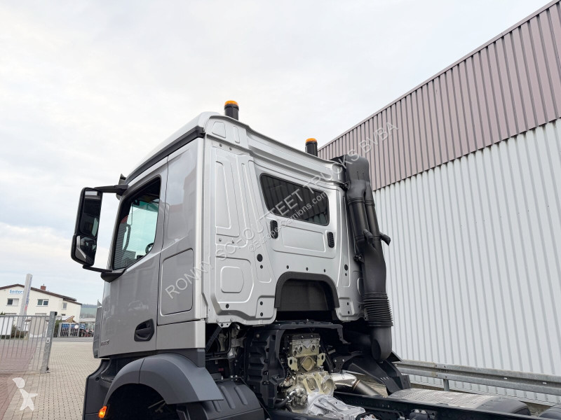 Camion Mercedes Arocs 2542 L 6x2/4 Arocs...