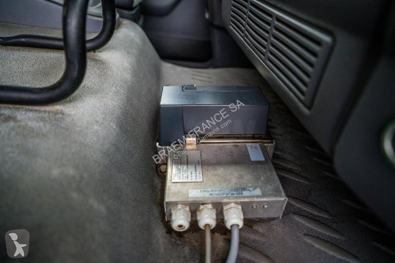 شاحنة Renault  220 DCI // CITERNE ALU 10.000L +...