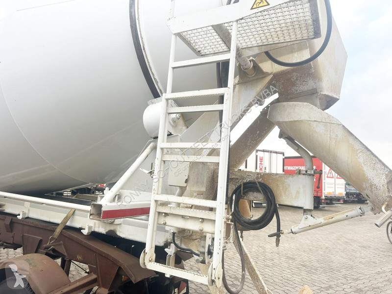 شاحنة Mercedes Arocs 3240 8x4 Arocs 3240...