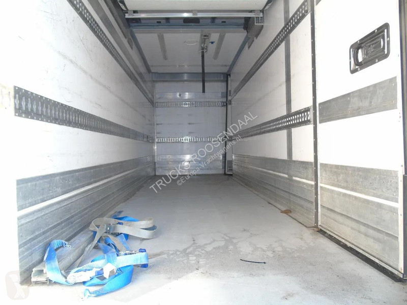 شاحنة Volvo 14.210 + ATP/FRC + CARRIER + LIFT +...