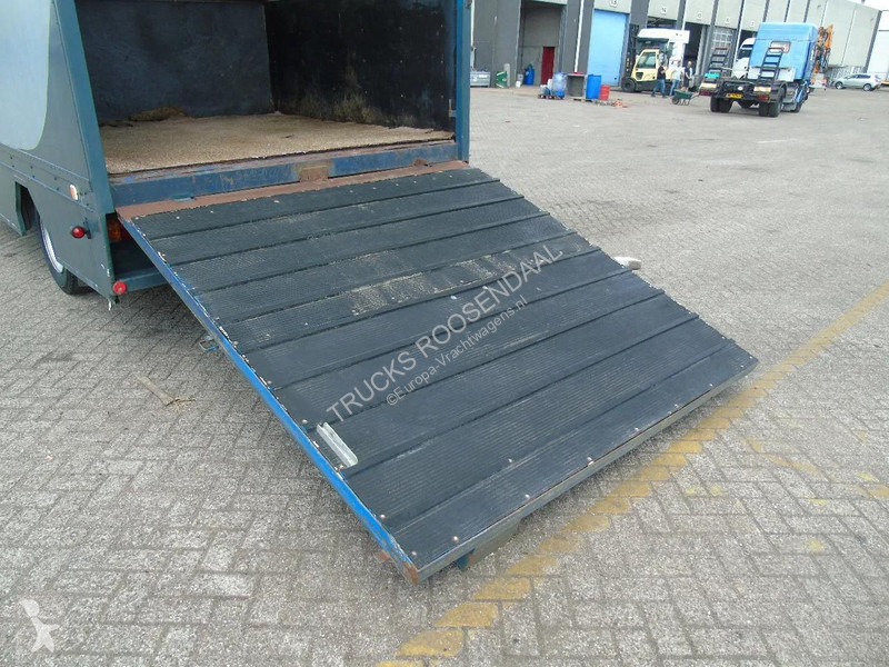 Camion MAN S 10 L .150 + 2-3 HORSES + MANUAL